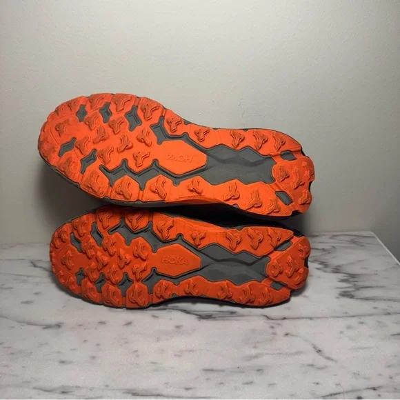 Hoka Speedgoat 5 Youth 3.5MD Orange and Black Tieless Shoes - Picture 8 of 10